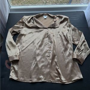 Vintage button down blouse